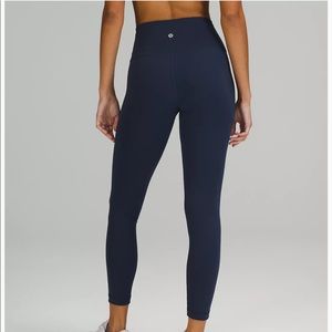 Lululemon navy blue wunder unders 25”